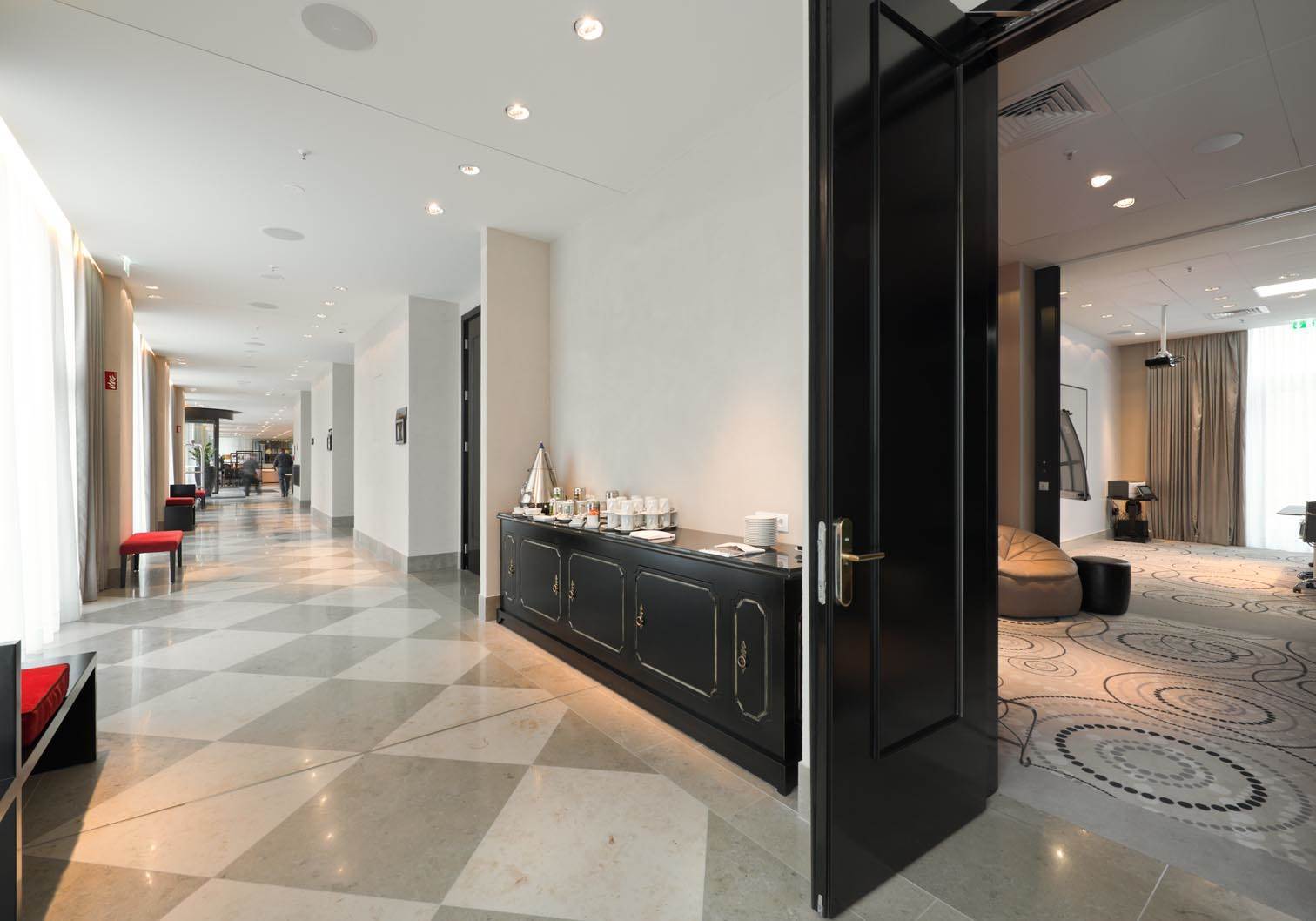 Hotel Berlin Potsdamer Platz By Leonardo Hotels Екстериор снимка